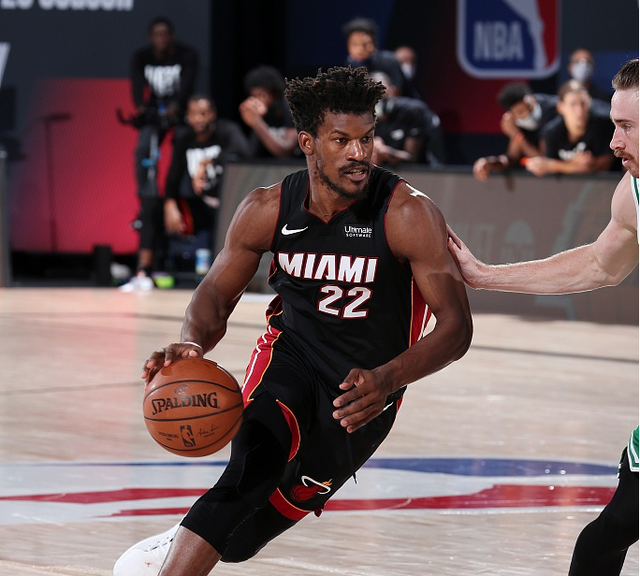 本届比赛的 本届比赛的